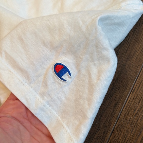 Champion Men's Classic White Tee Medium - Picture 4 of 5